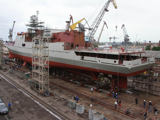 Строительство нескольких новых кораблей для Военно-морского флота РФ заморожено из-за разрыва с Украиной контрактов на поставку газотурбинных двигателей
