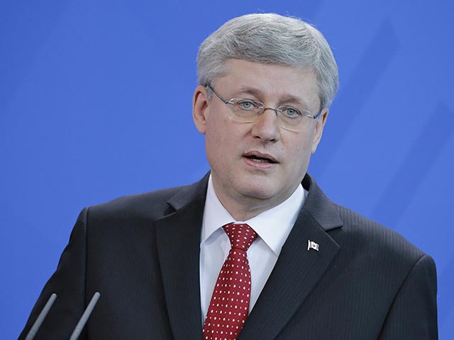 Премьер-министр Канады Стивен Харпер заявил, что Россия не вернется в "большую семерку", пока президентом страны является Владимир Путин