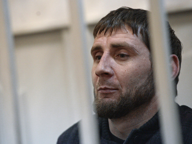 Предполагаемый убийца политика Бориса Немцова, бывший заместитель командира чеченского батальона "Север" Заур Дадаев, обжаловал отказ Следственного комитета возбудить уголовное дело о якобы применении к нему пыток