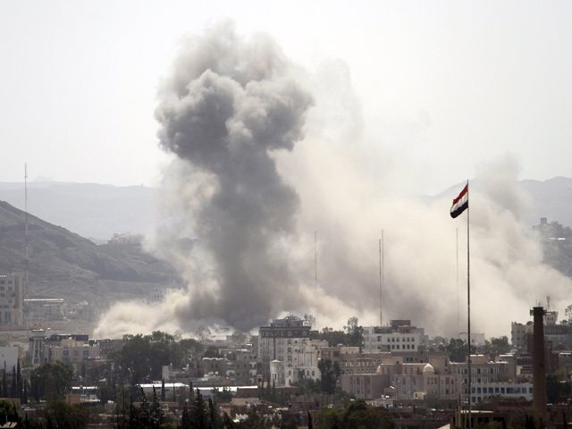 Самолеты коалиции, возглавляемой Саудовской Аравией, нанесли массированный удар по столице Йемена - Сане