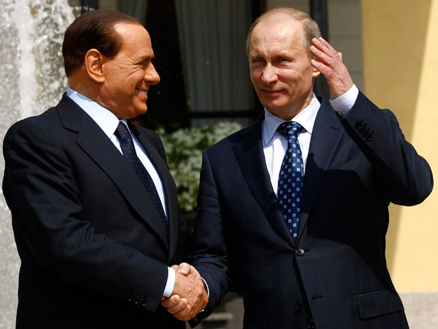 Сильвио Берлускони и Владимир Путин, апрель 2010 года