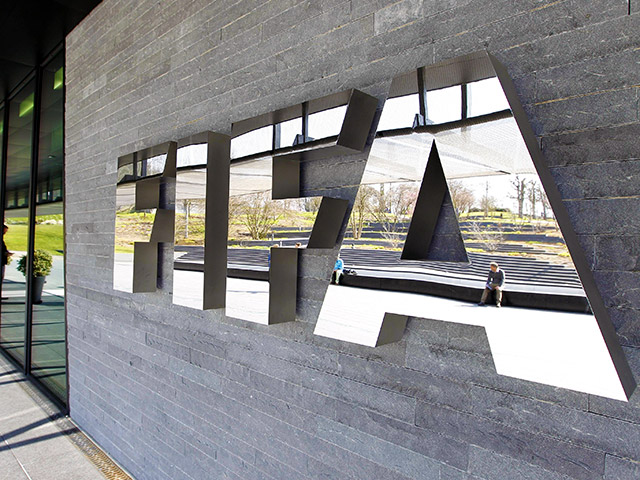 Швейцарские власти изъяли компьютерную технику из штаб-квартиры Международной федерации футбольных ассоциаций (ФИФА), расположенной в Цюрихе