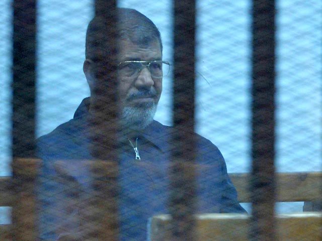 Уголовный суд Египта во вторник вынес окончательный вердикт по делу экс-президента Египта Мухаммеда Мурси. Бывший лидер страны, обвиняемый в шпионаже в пользу иностранного государства, осужден на пожизненное заключение, что соответствует 25 годам тюрьмы