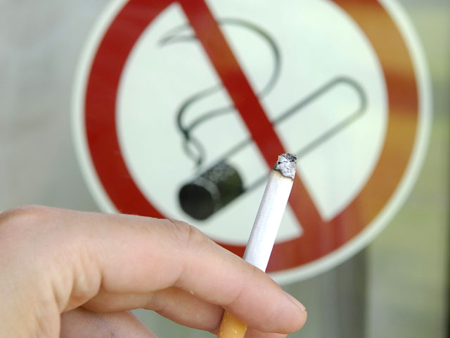 Социологи доказали безуспешность инициатив правительства РФ по борьбе с курением