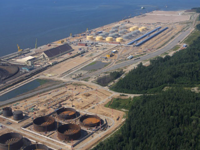 Стратегическим партнером "Газпрома" по проекту завода "Балтийский СПГ" может стать англо-голландская компания Shell