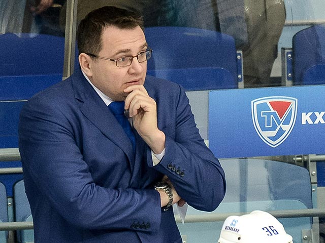 Петербуржский хоккейный клуб СКА объявил о назначении Андрея Назарова на пост главного тренера. Контракт с 41-летним специалистом заключен сроком на 2 года. В минувшем сезоне он возглавлял астанинский "Барыс" и тренировал сборную Казахстана