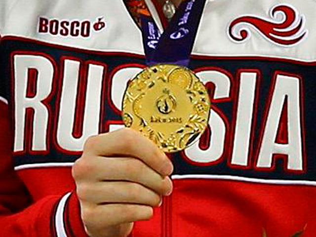 Россиянин Дмитрий Ушаков выиграл золотую медаль первых Европейских игр в Баку в прыжках на батуте