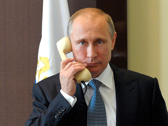 Путин позвонил Обаме по телефону. Разговор двух президентов стал первым с февраля