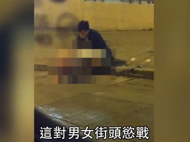 Китайских студентов судят за секс на остановке, видео с их шалостями стало вирусным