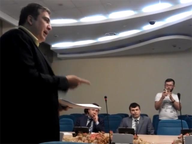 Главу авиаслужбы Украины отстраняют после скандала с Саакашвили