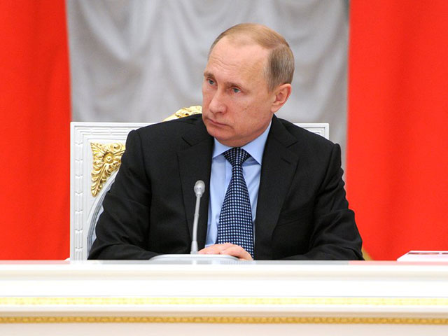 Путин поручил ВГТРК передать "Газпром-медиа" частоту для спортивного канала