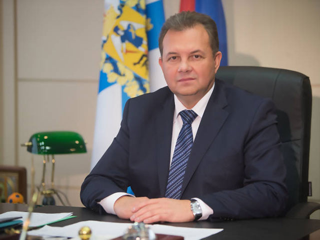 Мэр Архангельска Виктор Павленко объявил, что готов дать согласие на проведение в городе гей-парада - в День Воздушно-десантных войск