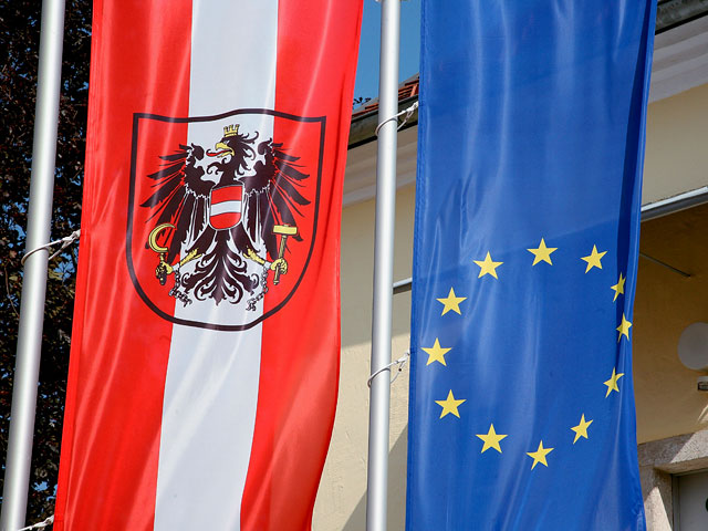 Австрийцы, испугавшись примера Греции, хотят провести референдум о выходе из Евросоюза