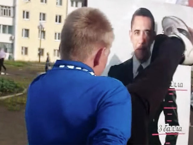 Власти Братска прокомментировали возмутивший многих пользователей видеоролик с избиением портрета президента США Барака Обамы