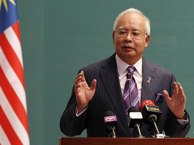 Премьер-министра Малайзии обвиняют в получении взяток в размере 700 млн долларов