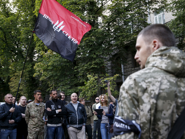 В селе Мукачево 11 июля произошла перестрелка с участием бойцов запрещенной в России экстремистской организации "Правый сектор"