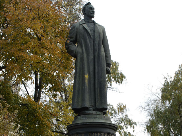 Инициаторы возвращения памятника Феликсу Дзержинскому на Лубянскую площадь все ближе к своей цели