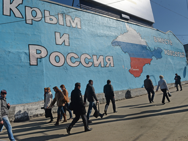 У российских туристов, которые посетили Крым, не будет никаких проблем с шенгенскими визами, заявил "Коммерсанту" высокопоставленный представитель структур Евросоюза