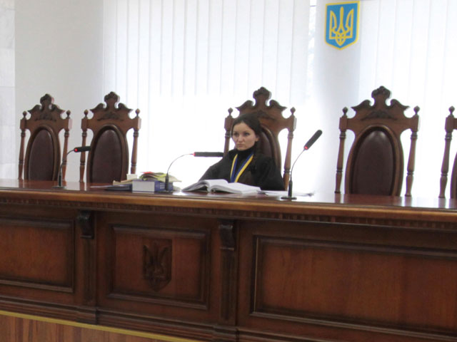 Суд Печерского района Киева начал заочное осуждение в отношении шести бывших высокопоставленных украинских чиновников, в том числе экс-президента страны Виктора Януковича
