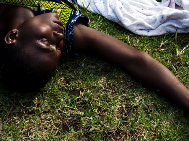 В августе 2010 года в городе Калеми на востоке ДРК местная НКО передала в ООН жалобу девочки-подростка