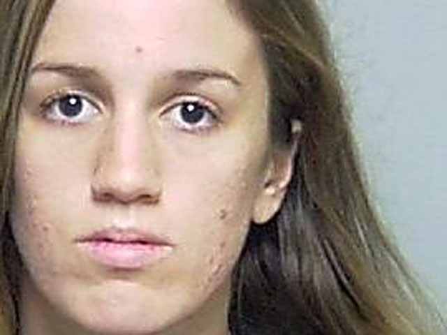 В штате Флорида, в городе Палатка полиция задержала 23-летнюю девушку, которая целый год скрывалась от бывшего партнера, похитив их общего ребенка