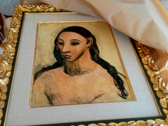 Французская таможня на Корсике пресекла попытку незаконного вывоза картины Пабло Пикассо. Эксперты оценивают ее стоимость в 25 млн евро