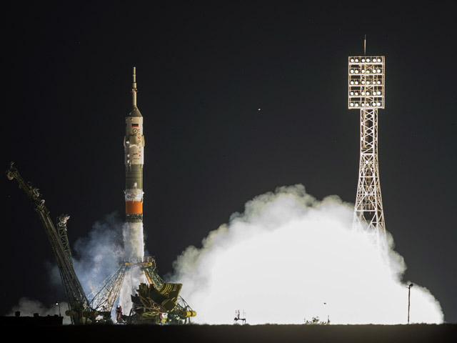 NASA заплатит России еще полмиллиарда долларов за полеты астронавтов на МКС