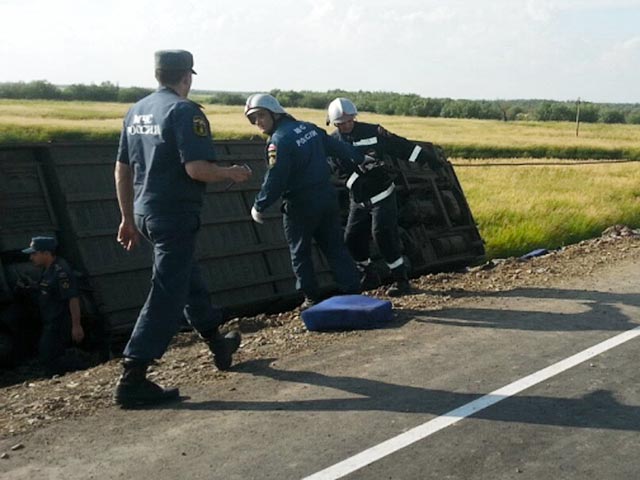 После страшной автокатастрофы в Хабаровском крае, где накануне столкнулись два рейсовых автобуса, в регионе объявлен режим чрезвычайной ситуации