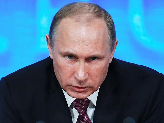 Президент России Владимир Путин решил не выделять "Роснефти" средства из Фонда национального благосостояния (ФНБ) на четыре проекта