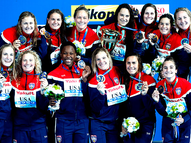 Женская сборная США со счетом 5:4 взяла верх над командой Нидерландов в финале турнира по водному поло на чемпионате мира по водным видам спорта, который проходит в Казани