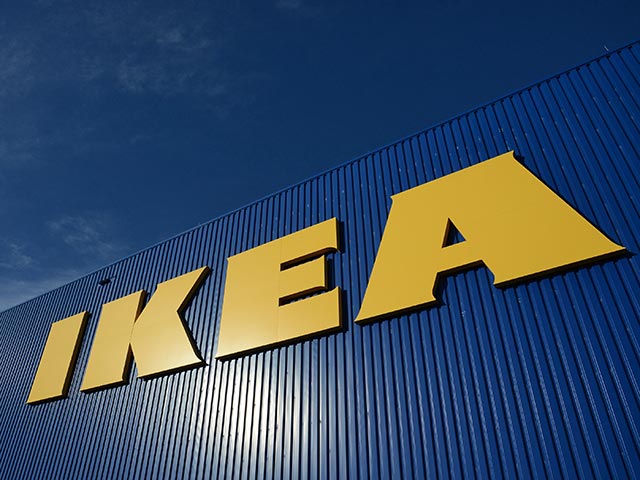 Полиция Швеции выясняет обстоятельства резни, произошедшей в гипермаркете торговой сети IKEA, расположенном в городе Вестерос к западу от Стокгольма