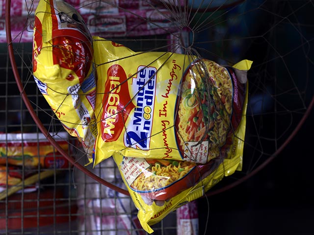 Индия требует с Nestle без малого 100 млн долларов из-за "дефектной" лапши Maggi