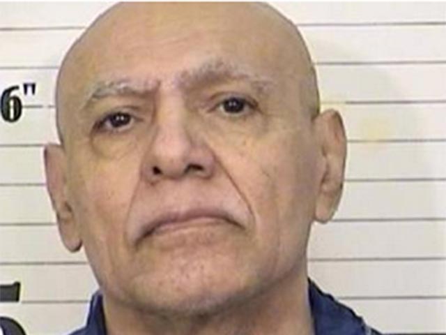 Убитым оказался 71-летний американец Хьюго Пинелл, входивший в "сан-квентинскую шестерку". Так назвали заключенных, совершивших попытку побега в 1971 году