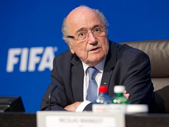 Президент Международной федерации футбола (ФИФА) Йозеф Блаттер призвал европейские чемпионаты последовать примеру России и ужесточить лимит на легионеров