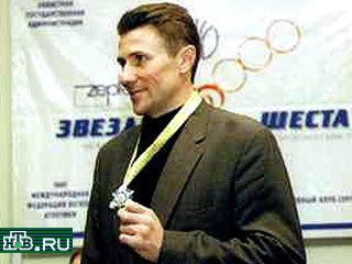 Несмотря на то, что в последние годы Сергей Бубка не показывает выдающихся результатов, его все равно считают одним из главных претендентов на олимпийское золото Сиднея