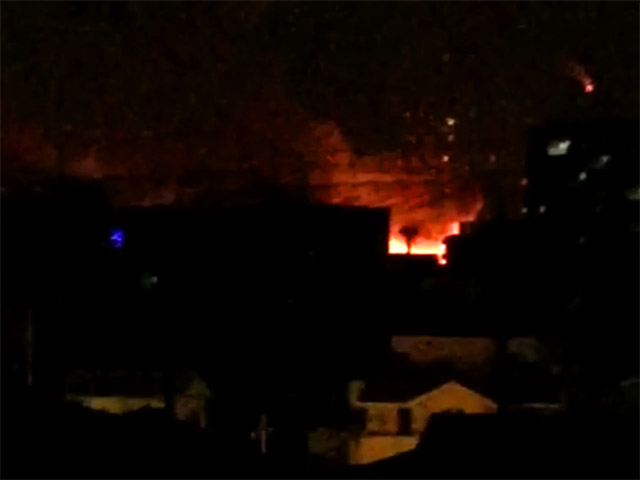 Пожарным удалось справиться с возгоранием на территории американской военной базы в японском городе Сагамихара