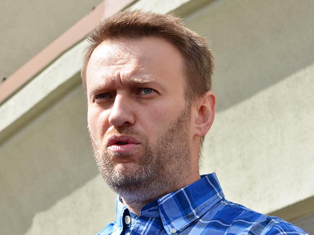 Навальный обвинил пресс-секретаря Путина во взяточничестве и подал жалобы в ФСБ и СК