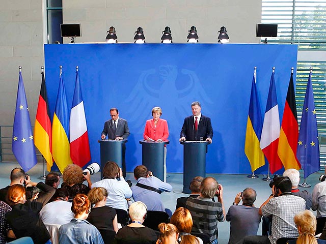 В Берлине идут переговоры президентов Украины, Германии и Франции