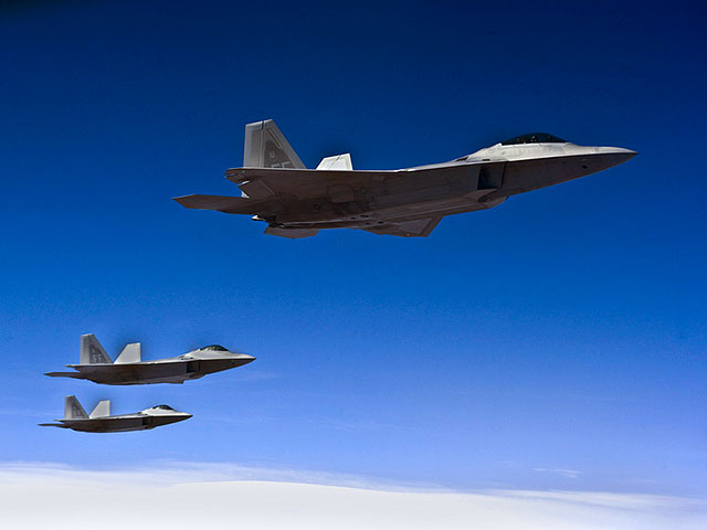 Соединенные Штаты в ближайшее время развернут в Европе группировку истребителей F-22 в качестве усилий для поддержки восточноевропейских союзников по НАТО, встревоженных действиями России на Украине