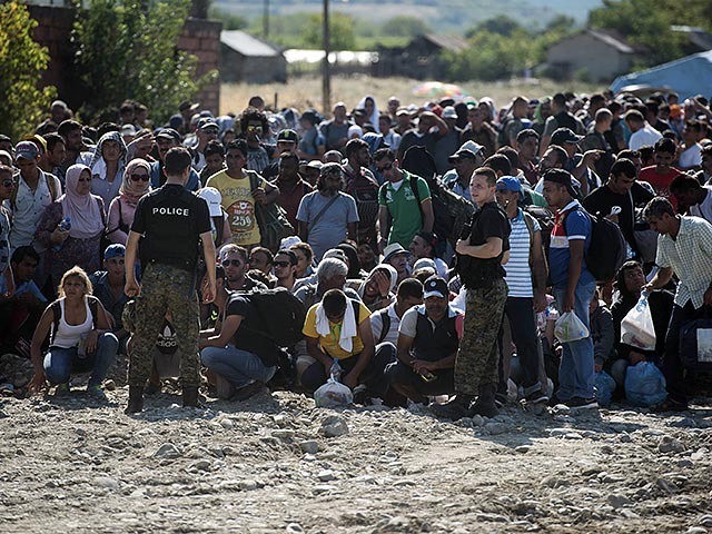 Наплыв беженцев в страны Южной Европы заставил власти государств восточноевропейского региона принимать срочные меры для защиты от незаконного пересечения границы