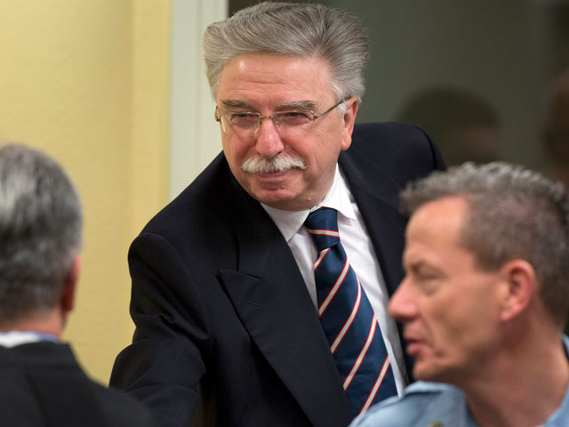 Бывший заместитель председателя югославского правительства Никола Шаинович досрочно отпущен на свободу из шведской тюрьмы