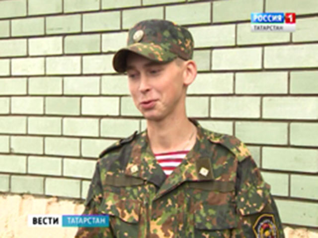 В Казани солдат поймал на руки падавшую с 6-го этажа девочку