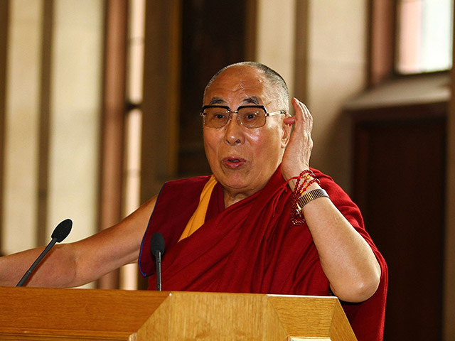 Посвящение Калачакры, которое Далай-лама XIV должен был даровать верующим в январе 2016 года в индийском Бодхгае, переносится на один год