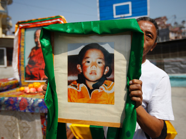 Исчезнувший 20 лет назад Панчен-лама "живет нормальной жизнью" и не хочет, чтобы его беспокоили