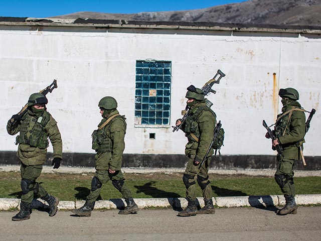 Трое украинских военнослужащих, о пропаже которых ранее сообщили в Генштабе вооруженных сил страны, нашлись в Крыму. Как выяснилось, их задержали сотрудники пограничного управления ФСБ России