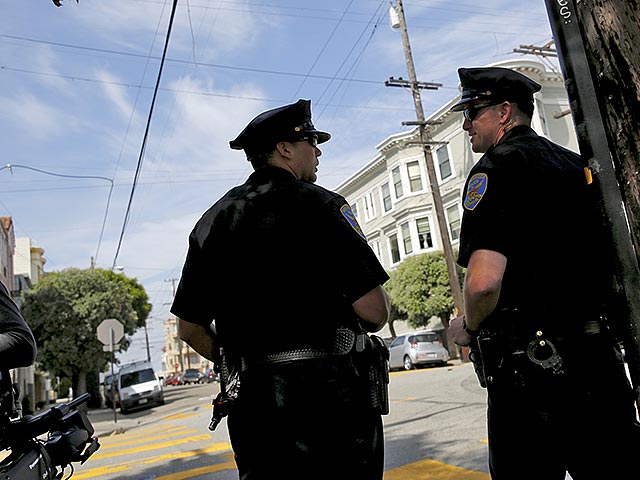 Сотрудники департамента полиции Сан-Франциско начали расследование фактов расовой ненависти. Правоохранителям предстоит выяснить, кто ответственен за волну антикитайских граффити, которые появляются в разных местах портовых районах города