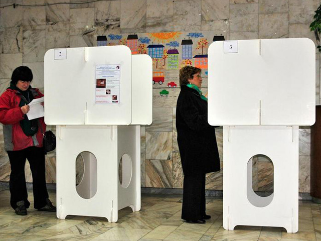 В Костромской области, где проходят выборы губернатора, а также депутатов областной и городской дум, открылись все избирательные участки