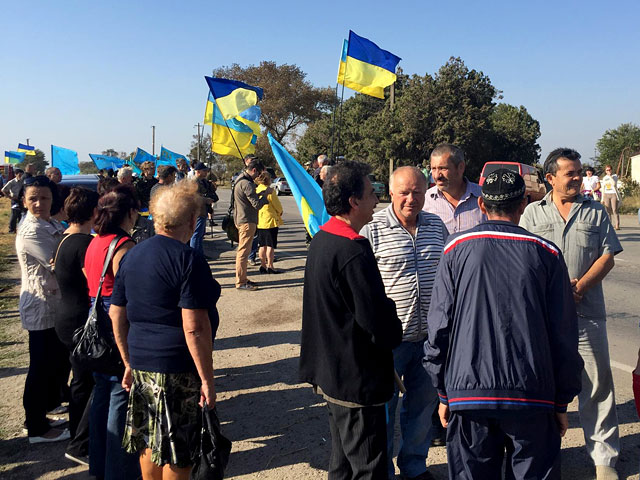 Крымские татары объявили о начале продовольственной блокады российского полуострова