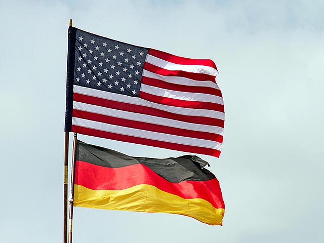Решение США разместить в Германии новые американские атомные бомбы - "это еще один шаг в сторону нагнетания напряженности на европейском континенте"