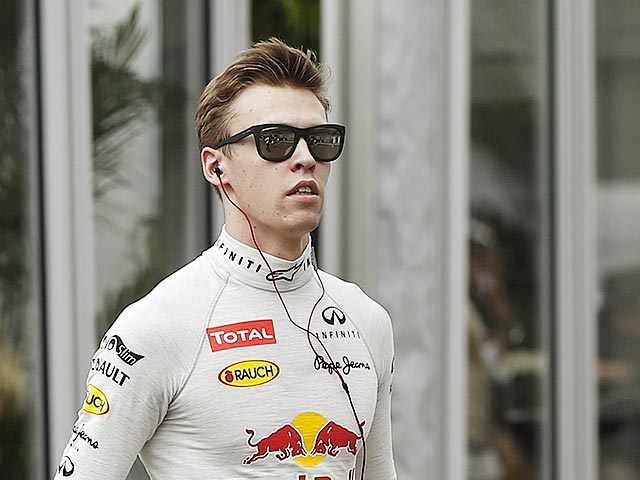 Российский пилот Red Bull Даниил Квят попал в серьезную аварию во время квалификации этапа чемпионата "Формулы-1" Гран-при Японии